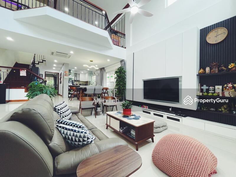 Semi-Detached for Sale: D11, 309000