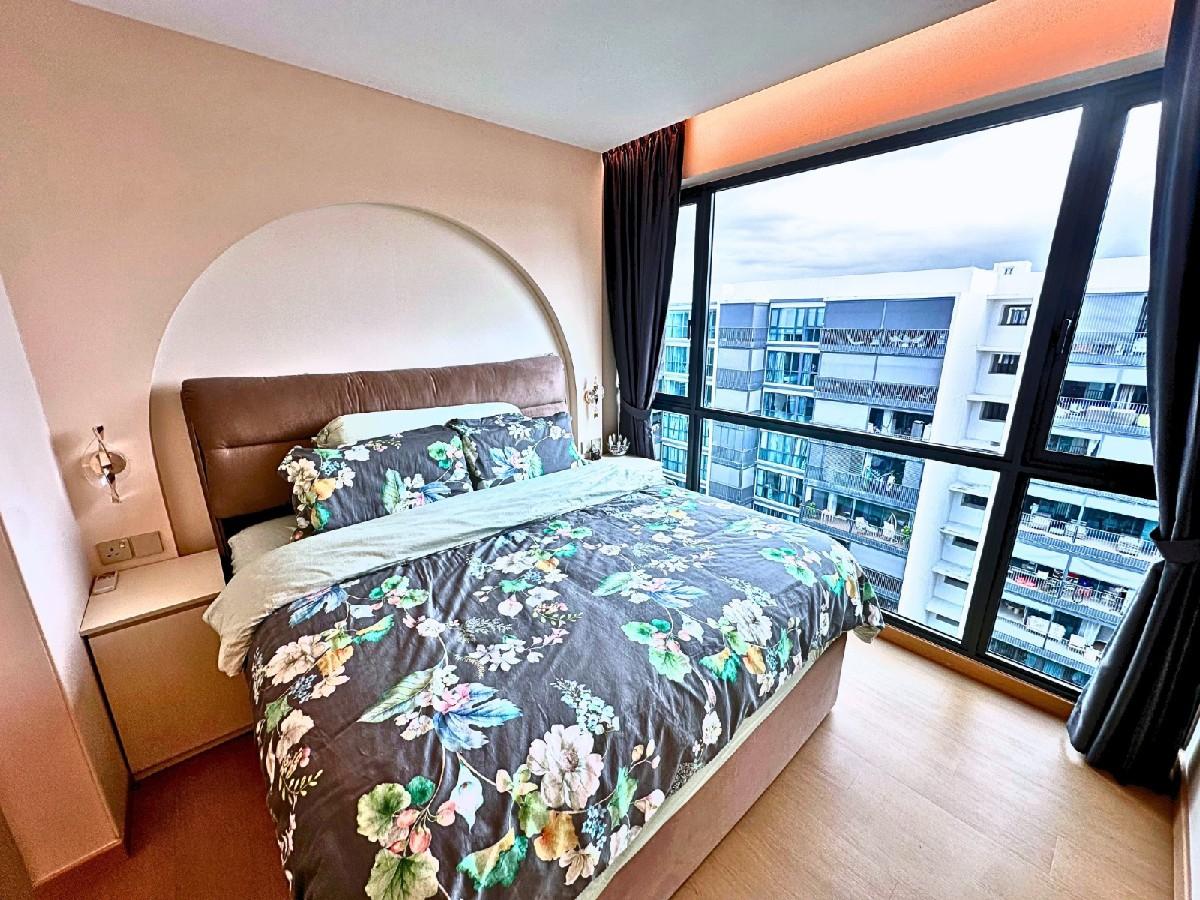 Condominium for Sale, Treasure at Tampines Condominium For Sale, $2,380,000, 4 Bed 2 Bath 1,238 sqft $1,922.00 psf, SGD 2,380,000 | 99-year Leasehold