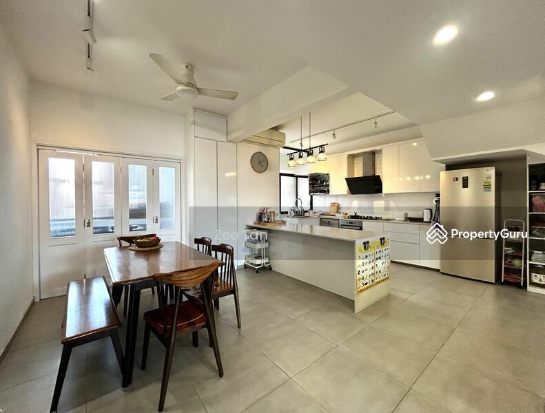 Apartment for Sale: D15, 423731