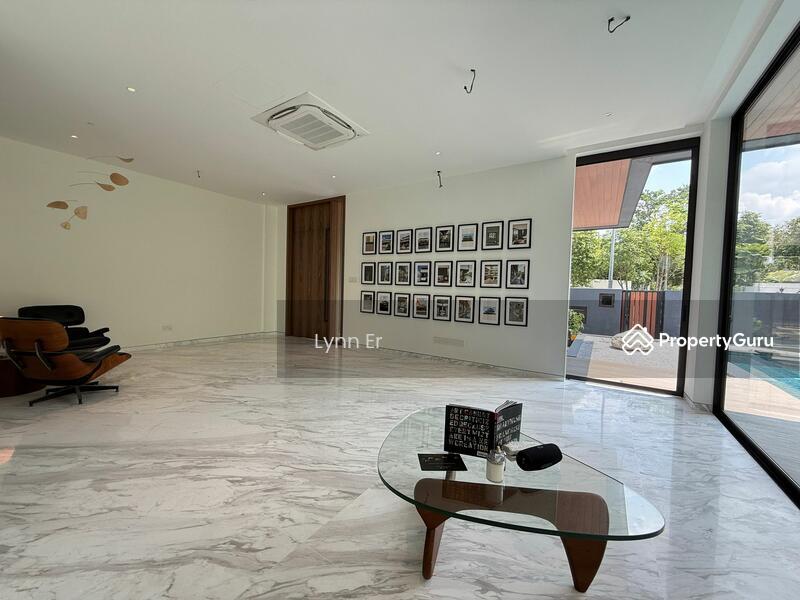Semi-Detached for Sale: D21, 277580