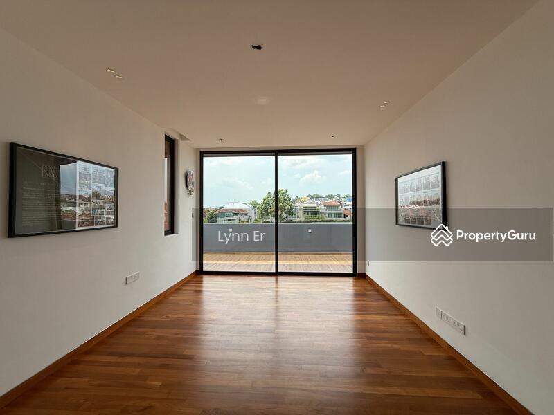 Semi-Detached for Sale: D21, 277580