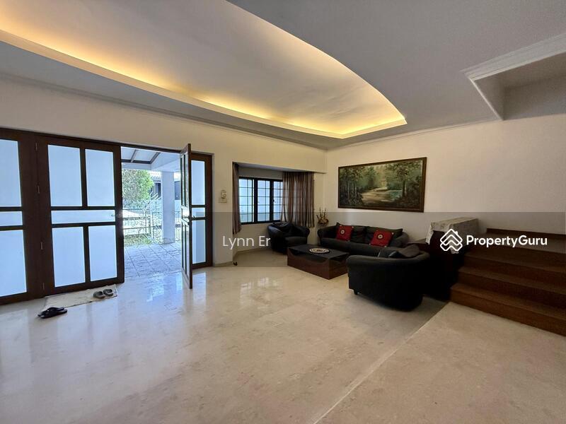 Prop-GPT: Terrace: D10 Holland Grove Avenue/ Mount Sinai/ Henry Park Estate