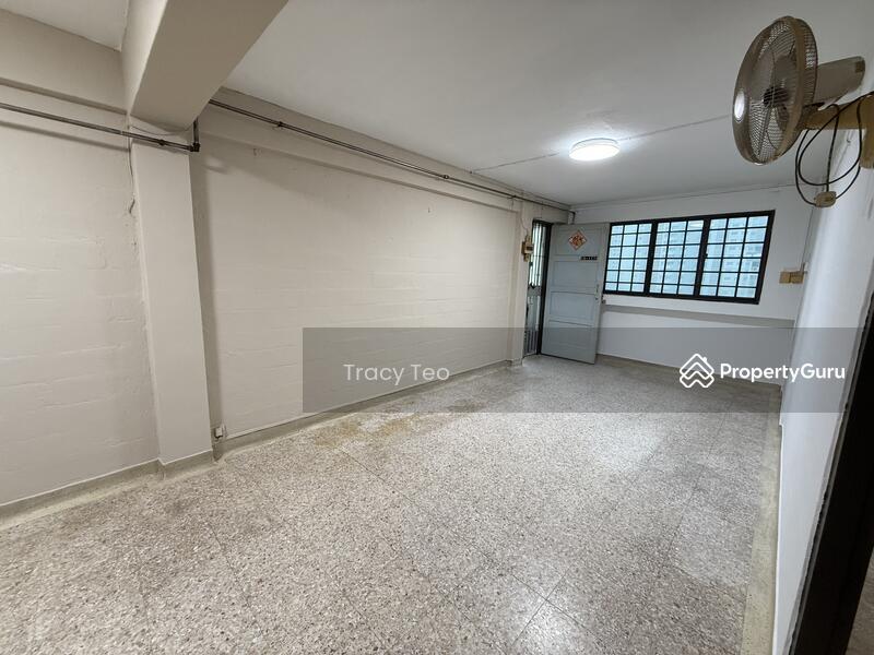 Prop-GPT: HDB Flat: D14 Geylang 16 Upper Boon Keng Road