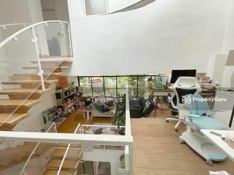 Corner Terrace for Sale: D10, 258047