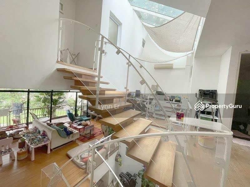 Corner Terrace for Sale: D10, 258047
