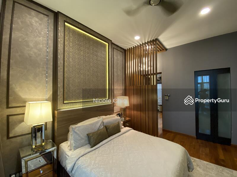 Semi-Detached for Sale, Ideal to rebuild into detached house in Serangoon Garden with beautiful view., SGD 7,500,000 | 999-year lease