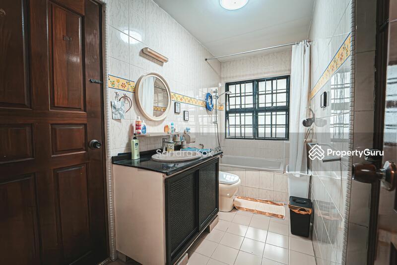 Semi-Detached for Sale, Super Cheap & big Semi D in Holland for Sale!, SGD 9,980,000 | 999-year lease