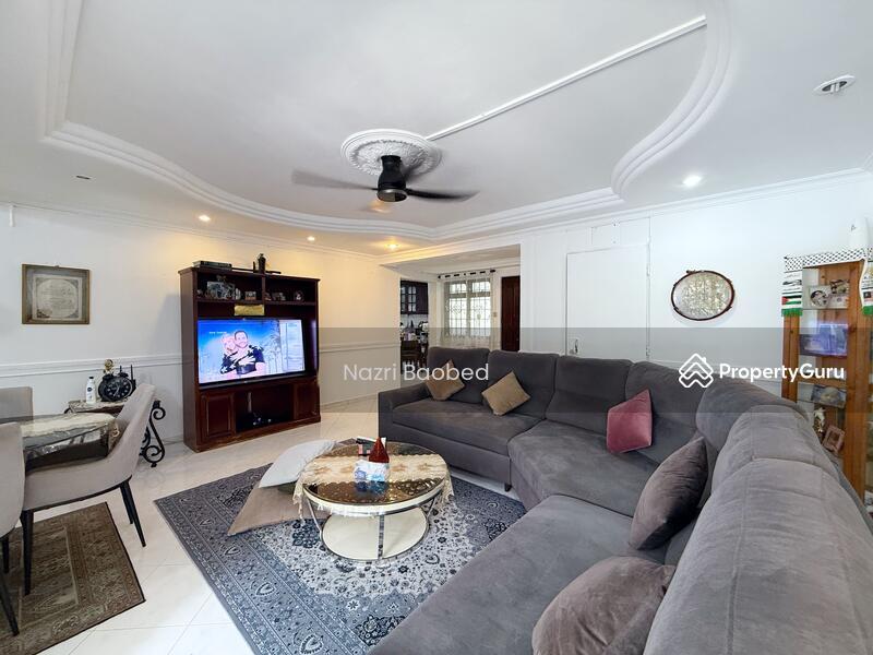 Prop-GPT: HDB Flat: D22 Boon Lay 667C Jurong West Street 65