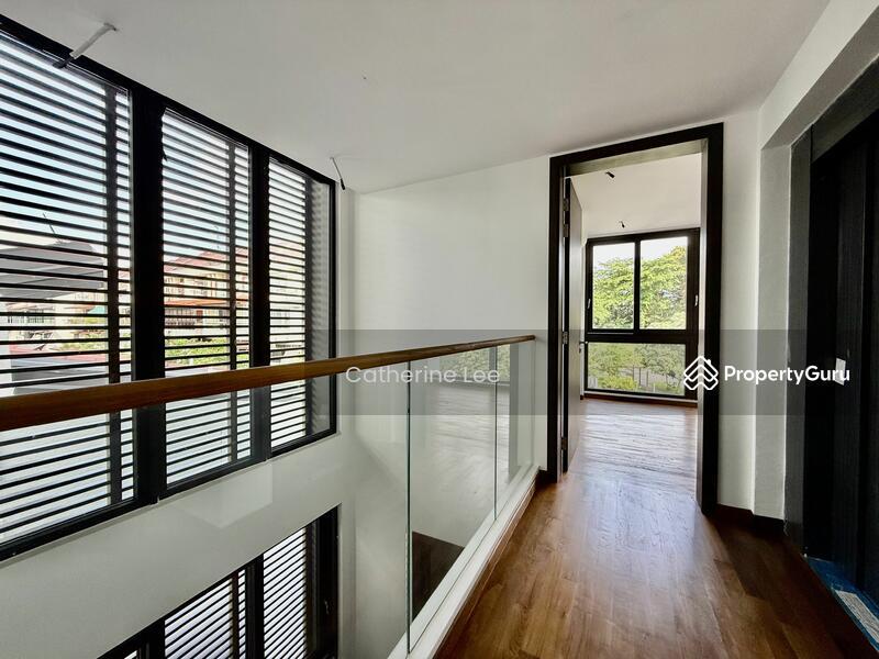 Semi-Detached for Sale: D16, 456767