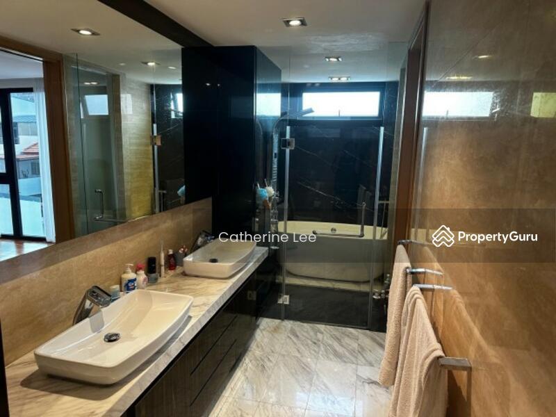 Terrace for Sale: D15, 458900