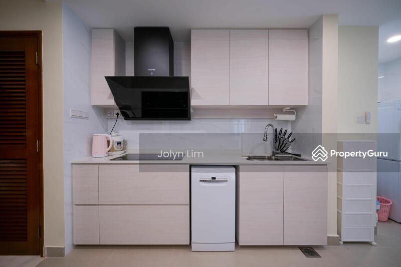 Condominium for Sale: Hillview, D23, 669597