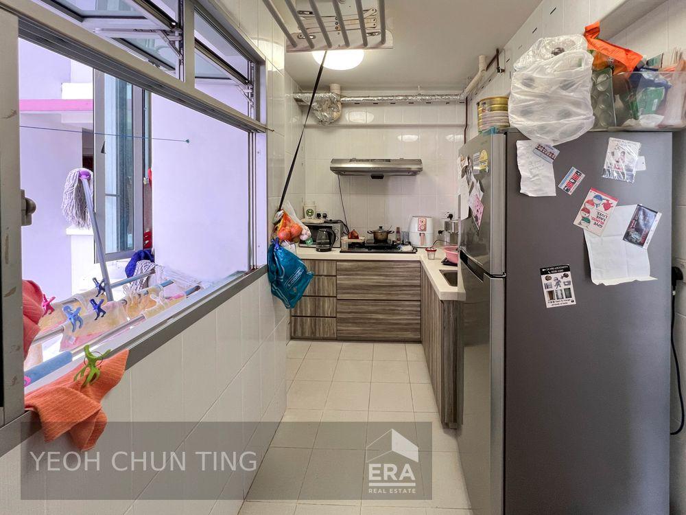HDB - 1 room for Sale, Woodlands Crescent 780A Woodlands Crescent, SGD 380,000 | Leasehold