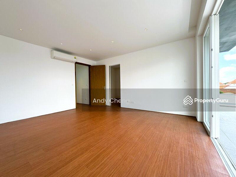 Semi-Detached for Sale: D28, 808548