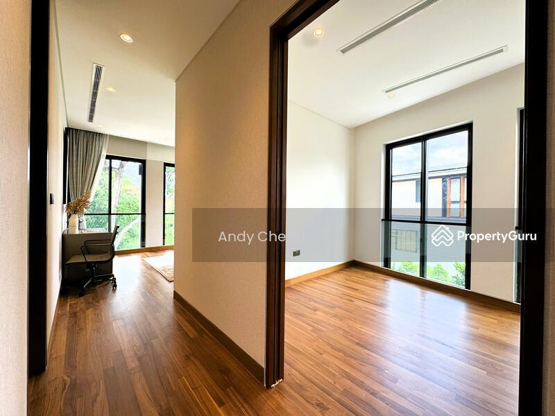 Corner Terrace for Sale: D11, 308003