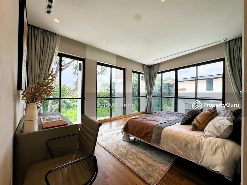 Corner Terrace for Sale: D11, 308003