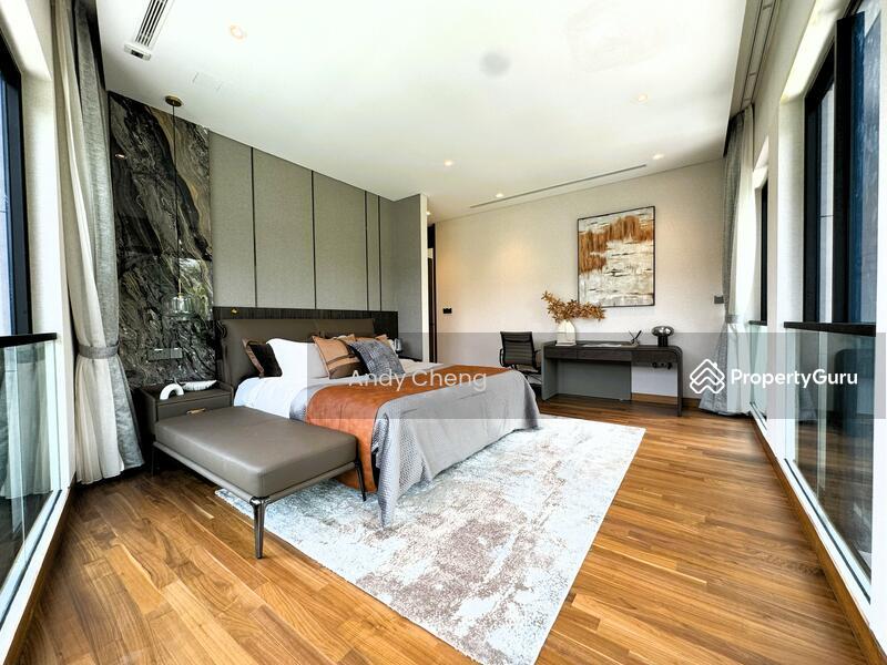 Corner Terrace for Sale: D11, 308003