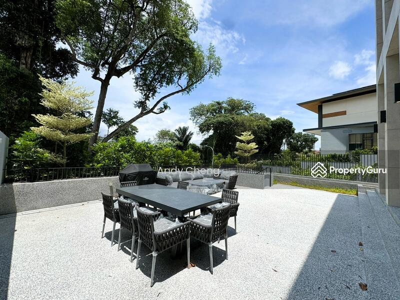 Corner Terrace for Sale: D11, 308003