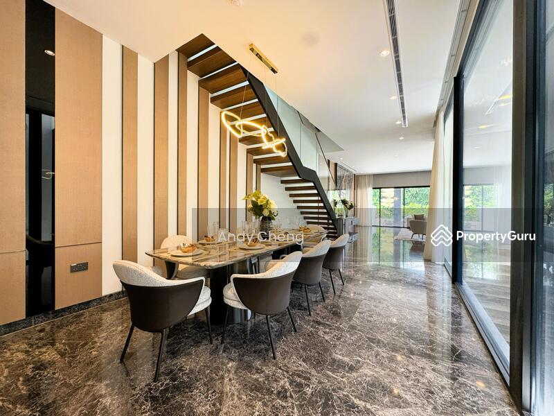 Corner Terrace for Sale: D11, 308003