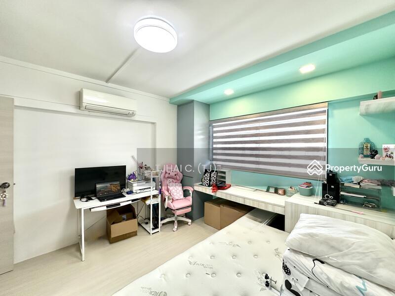 HDB Flat for Sale, 606 Yishun Street 61, SGD 938,000 | 99-year lease