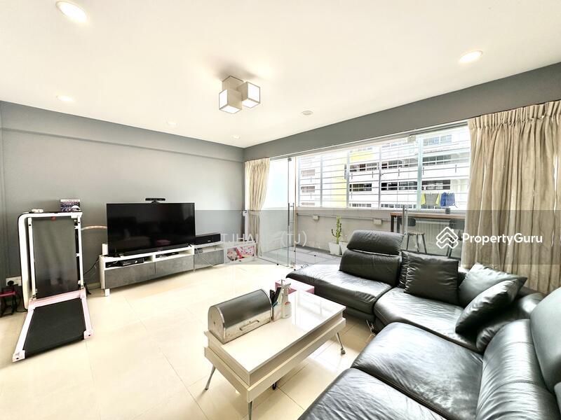 HDB Flat for Sale, 606 Yishun Street 61, SGD 938,000 | 99-year lease