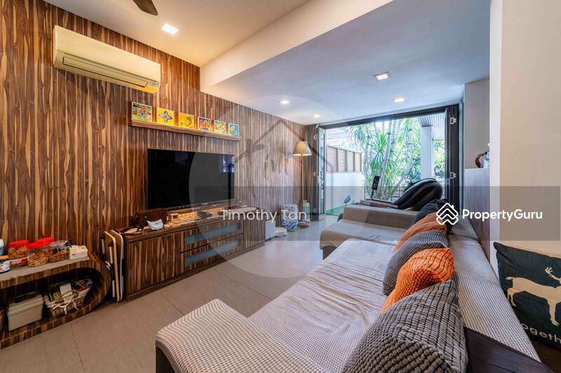 Prop-GPT: Terrace: D23 Hillview Renovated Terrace for Sale in Hillview Estate