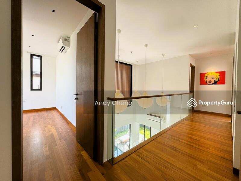 Semi-Detached for Sale: Holland, D10, 277580
