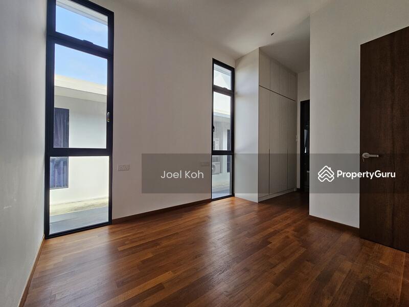 Semi-Detached for Sale: D14, 419448