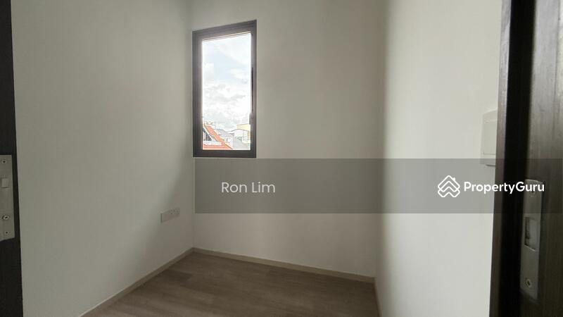 Condominium for Sale, The Watergardens at Canberra, SGD 2,000,000 | 99-year lease