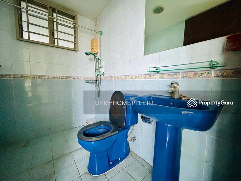 HDB Flat for Sale, 52 Strathmore Avenue, SGD 950,000 | 99-year lease
