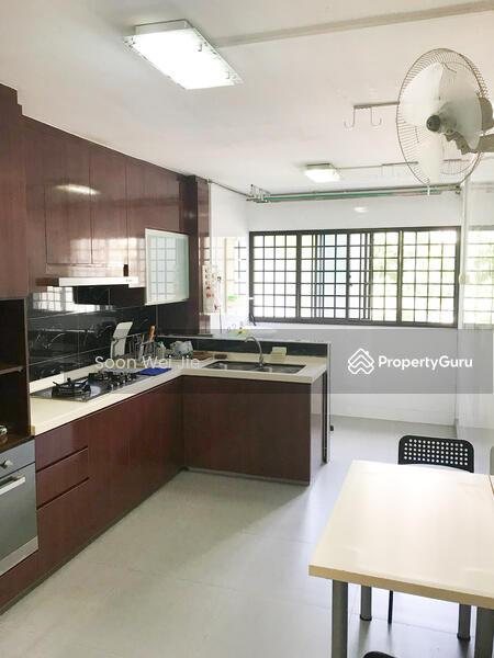 HDB Flat for Sale, 113 Jurong East Street 13, SGD 560,000 | 99-year lease