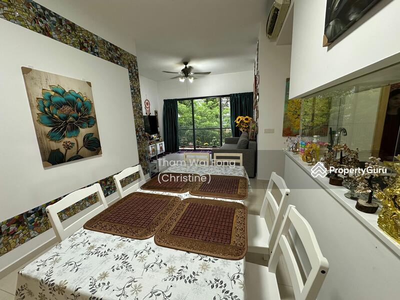 Prop-GPT: Condominium: D18 Pasir Ris NV Residences