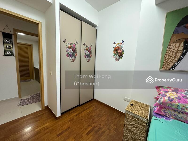Condominium for Sale: Pasir Ris, D18, 518191