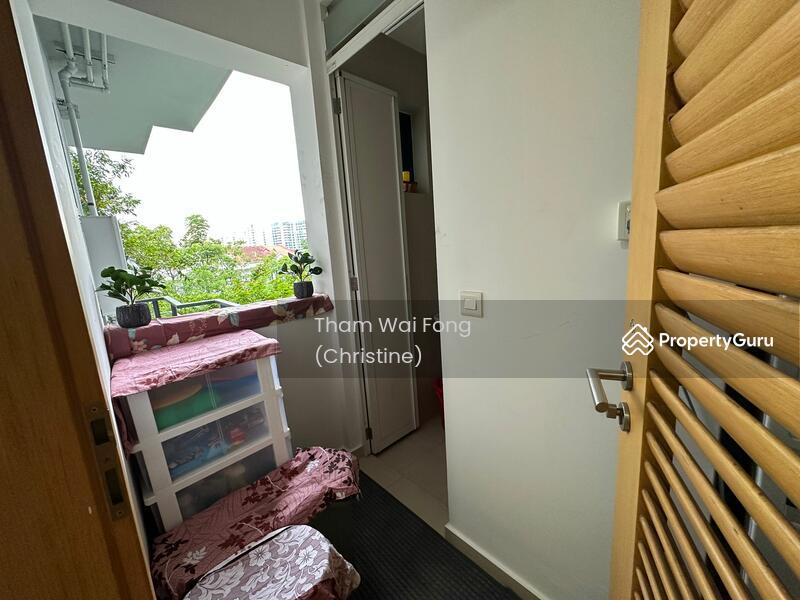 Condominium for Sale: Pasir Ris, D18, 518191