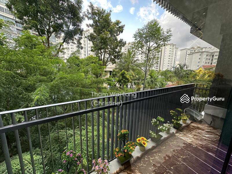 Condominium for Sale: Pasir Ris, D18, 518191