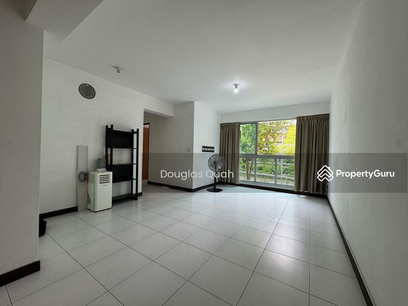 Prop-GPT: HDB Flat: D19 Punggol 612A Punggol Drive