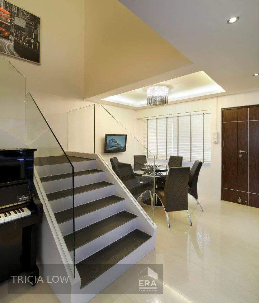 Prop-GPT: HDB - 4 room:   Woodlands Ring Road 656 Woodlands Ring Road For Sale