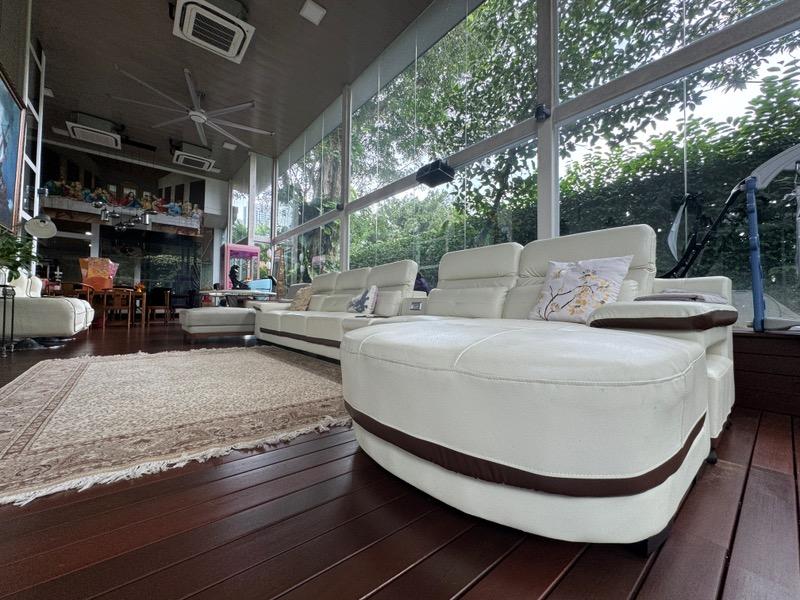 Prop-GPT: Detached: D21  Selling Sunset