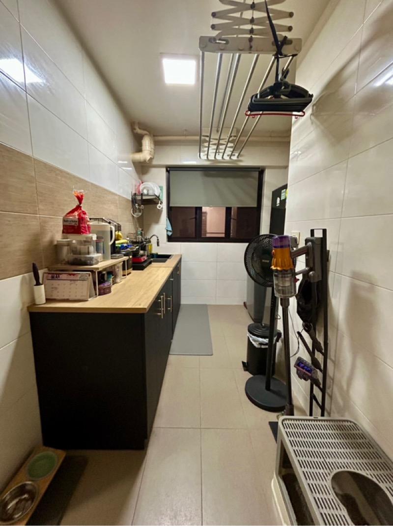 HDB Apartment for Sale, 457B SENGKANG WEST ROAD HDB Apartment For Sale, $360,000, 1 Bed 1 Bath 516 sqft $698.00 psf, SGD 360,000 | 99-year Leasehold