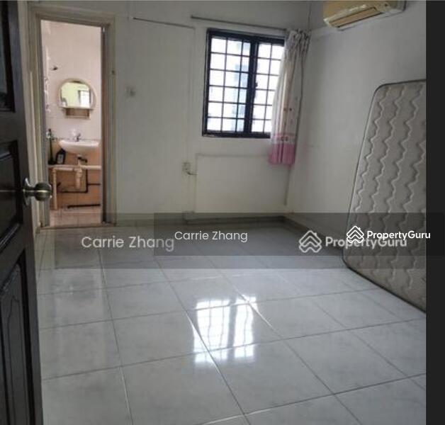 Prop-GPT: HDB Flat: D05  507 West Coast Drive