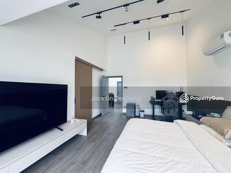 Corner Terrace for Sale, Platina Gardens, SGD 5,600,000 | Freehold