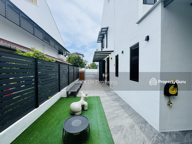 Corner Terrace for Sale, Platina Gardens, SGD 5,600,000 | Freehold
