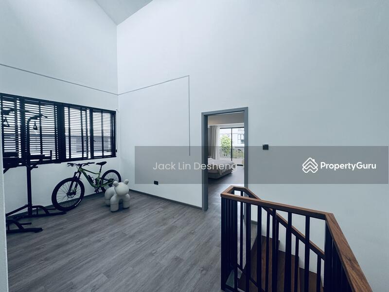 Corner Terrace for Sale, Platina Gardens, SGD 5,600,000 | Freehold