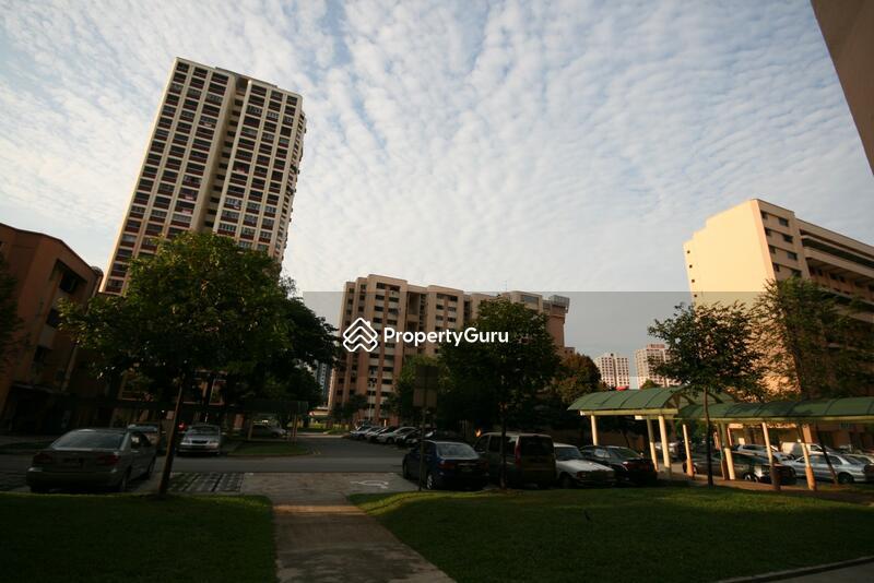HDB Flat for Sale, 113 Jurong East Street 13, SGD 560,000 | 99-year lease