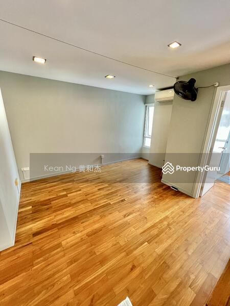 Terrace for Sale: Upper Bukit Timah, D21, 588000