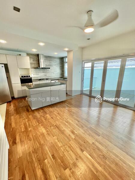 Terrace for Sale: Upper Bukit Timah, D21, 588000