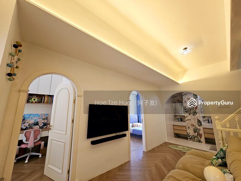Terrace for Sale: D19, 550413