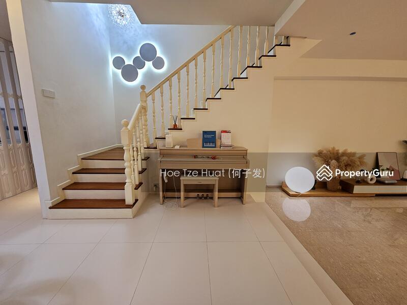 Terrace for Sale: D19, 550413