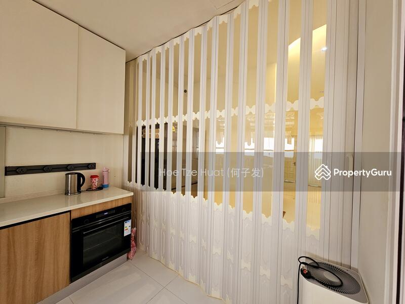 Terrace for Sale: D19, 550413