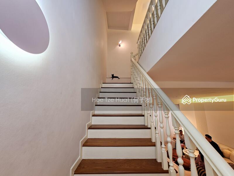 Terrace for Sale: D19, 550413