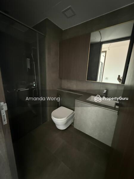 Condominium for Sale: D07, 188105